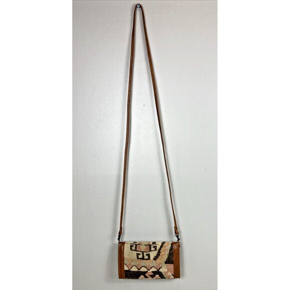 Artemis Design Co Sumak Kilim Wallet Purse Crossbody w/ Removable Shoulder Strap - Picture 8 of 15